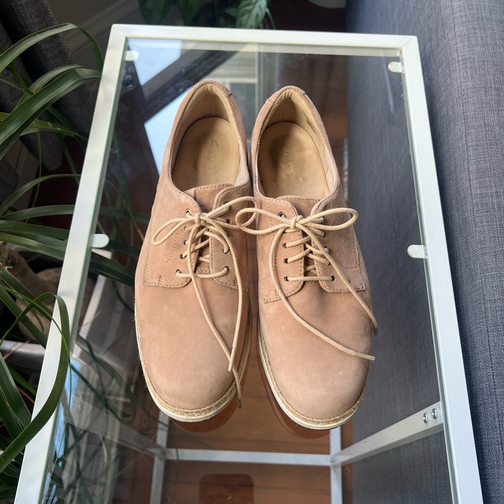 Clark’s Suede Lace-Up Shoes in Tan